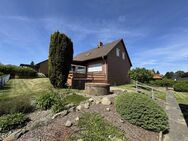 Hohenhameln OT Bierbergen / Großzügiges Einfamilienhaus im Dorfkern mit schöner Gartenanlage, Wintergarten und Garage - Hohenhameln