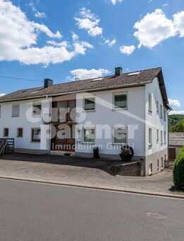 Mehrfamilienhaus mit viel Potenzial in Niederbrombach! - Niederbrombach