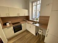 Erdgeschoss 2 Zimmer Wohnung, Terrasse, Paulstadt und kleiner Gemeinschafts-Garten - Schwerin