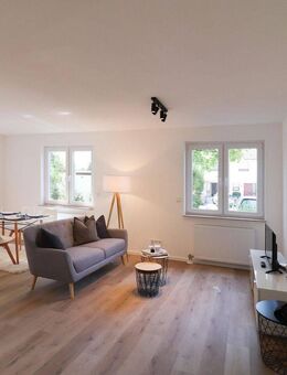 Smartes Wohnen im Sonnenlicht - kernsanierte Erdgeschosswohnung mit Südlage - Marbach (Neckar)