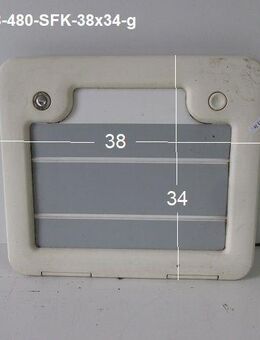 SD03 Thetford WC ServiceTür Bürstner ca 38 x 34 ohne Schlüssel mit Rahmen gebr. grau (zB 4824 480TL avantgarde Ventana BUSA-2029A) (Stauraumklappe, Serviceklappe) SD03 - Schotten Zentrum