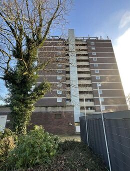 Modernisierte 3-ZKB-Balkonwohnung in der 11. Etage eines Hochhauses im Europaviertel zu vermieten! - Wilhelmshaven