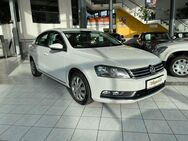 VW Passat Lim. Aut. Comfort BlueMotion Navi. Temp. - Mainz