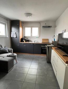 Nette Einliegerwohnung im UG einer Doppelhaushälfte in Vöhringen - Vöhringen (Baden-Württemberg)