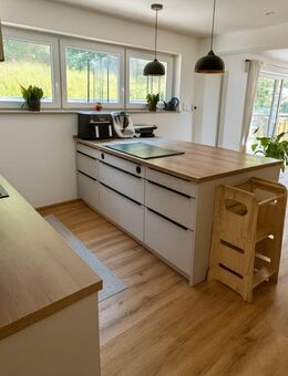 Attraktives Zweifamilienhaus in Merchweiler-Wemmetsweiler - Merchweiler