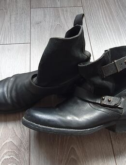 Damen Leder/Wildleder Stiefeletten/Stiefel "Lavorazione" Gr.40 Schwarz **Anschauen** - Köln