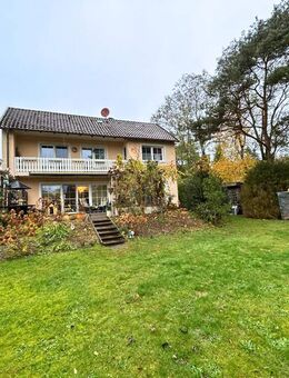 Freistehendes Einfamilienhaus mit Vollkeller und großen Garten - Buchholz (Aller)