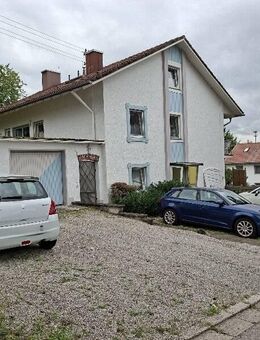 Haus zum selber wohnen & 2 Einliegerwohnungen - Durach