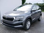 Skoda Karoq, 1.5 TSI Selection PLUS WINTERPAKET EL, Jahr 2022 - Achern