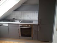 2-Raum-Wohnung im DG mit EBK/ Balkon/ Stellplatz in Dessau-Nord - Dessau-Roßlau