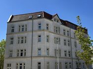 Geräumige Drei-Raum-Wohnung mit Balkon in der Tribseer Vorstadt - Stralsund