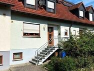 Gepflegtes Reihenhaus mit Garten und Garage in toller Lage ! - Kitzingen