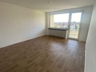 NETTE NACHMIETER GESUCHT ! Großzügig im 2.OG mit Balkon und Tageslichtbad - Springe