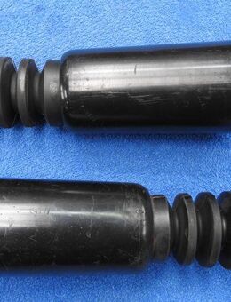 VW Golf Scirocco - 2x Schutzkappe 171513425 + Anschlagpuffer 171512131A für Stoßdämpfer hinten - Aachen