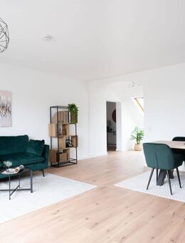 Großzügige Eigentumswohnung mit Loggia und Aufzug - renoviert & bezugsfertig - Saarbrücken