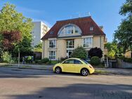 Moderne Sonnenwohnung mit West-Balkon in einer Stadtvilla! - Berlin