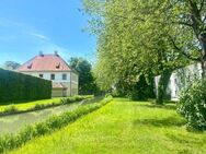 Käuferprovisionsfrei:: Rondellhäuschen mit Schlossmauer, Gewerbe- und Baufläche - Oberschleißheim