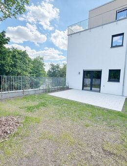 ERSTBEZUG Parkterrassen - Exklusive 2-Zi-Whg.mit Garten-EBK-TG- und Außenstellplatz - Zirndorf