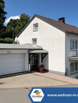 VR IMMO: Gepflegtes Zweifamilienhaus mit Doppelgarage - Schalksmühle
