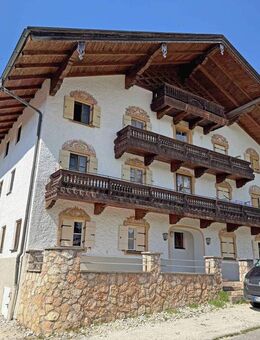 Top Rendite! Langfristig und gut vermieteter Hausanteil mit mehreren Wohnungen. - Bergen (Regierungsbezirk Oberbayern)