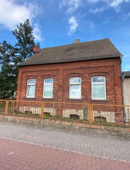 Einfamilienhaus mit großem Garten und Ausbaupotenzial!!!! - Burg (Sachsen-Anhalt)