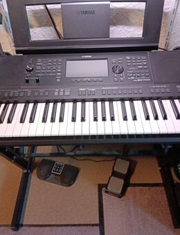 YAMAHA PSR SX 700 - Berg (Regierungsbezirk Oberfranken)