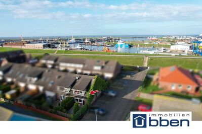 Reihenendhaus mit zwei Ferienwohnungen in Top-Lage am Norddeicher Hafen!