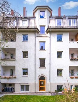 Denkmalgeschütztes Mehrfamilienhaus mit Potenzial und Leerstand in München Obergiesing - München