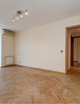 4 Zimmer - Wohnung mit Balkon - Köln