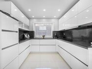 Moderne 4 Zimmer-Wohnung mit hochwertiger Einbauküche und 2 Balkonen in Egelsbach - Egelsbach