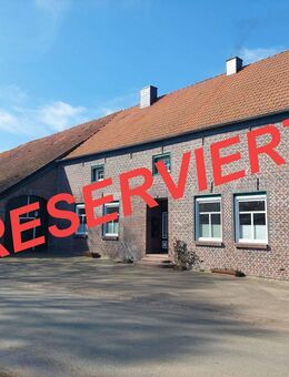 RESERVIERT____ Großzügiger Gulfhof mit Haupthaus und weiterem Wohngebäude, Scheune und großem Grundstück in Zetel-Driefel - Zetel