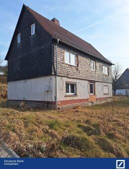 Großes Einfamilienhaus mit großem Grundstück zum fertig gestallten - Bernsdorf (Regierungsbezirk Chemnitz)