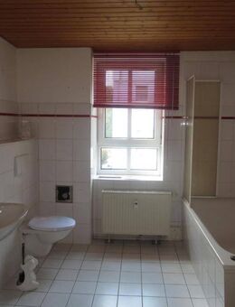Objekt-Nr.: 5524 - 3-Zimmer-ETW mit Wanne zum selbst renovieren und sanieren in Plauen - Plauen