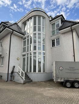 Stilvolle 2-Zimmer Wohnung mit Balkon - Bönningstedt