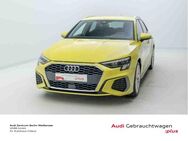 Audi A3, Sportback 30 TFSI S-TRO S-LINE, Jahr 2023 - Berlin