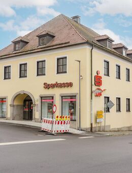Attraktives Wohn- und Geschäftshaus - vielseitige Nutzungsmöglichkeiten und hohe Renditechancen - Eslarn
