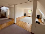 Mittendrin und Obendrüber: Maisonettewohnung 130m² mit Terrasse und herrlichem Ausblick - Stuttgart