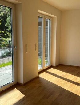 Erstbezug: Charmante, tageslichtverwöhnte Terrassenwohnung. Unweit der Amper. - Dachau