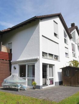 STADTNAH UND RUHIG - SCHÖNE 3-ZKB mit GARTEN | SIEGEN - BÜRBACH - Siegen (Universitätsstadt)