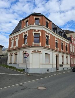 Provisionsfrei. Wir bieten eine sanierte Immobilie mit 6 Wohneinheiten in Oelsnitz. - Oelsnitz