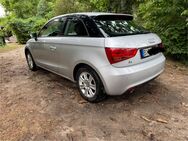 Audi A1 1.2 TFSI Top gepflegt. TÜV 02/27 ohne Mängel, silber, 109 Tsd KM. - Berlin