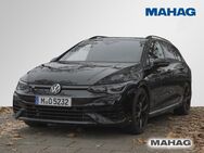 VW Golf Variant, 2.0 TSI Golf VIII R IQ Light, Jahr 2024 - München