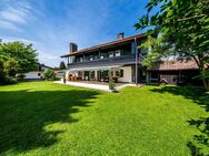 GROSSZÜGIGES LANDHAUS IN RUHIGER UND ZENTRALER LAGE - WAAKIRCHEN - Waakirchen