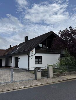 Freistehendes Architektenhaus in ruhiger Lage - Neumarkt (Oberpfalz)