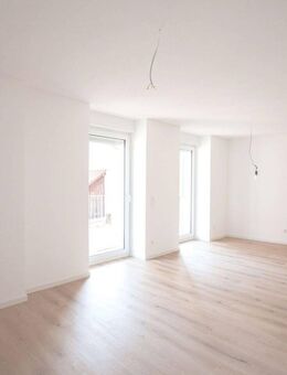 Stilvoll wohnen mit großem Südbalkon – großzügige 3,5 Zimmer im EG in Güglingen - Güglingen