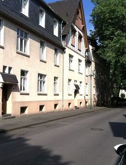 Bei VIVAWEST die Sonnenstrahlen auf dem eigenen Balkon genießen. - Duisburg