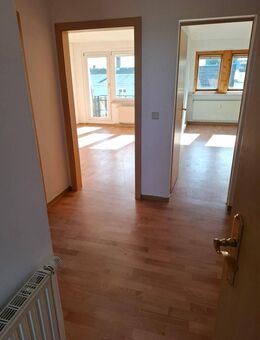 2-Raum-Wohnung mit Balkon im Zentrum von Zeulenroda - Zeulenroda-Triebes