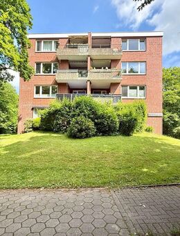 Sonnige 3-Zimmer-Wohnung mit Loggia und Außenstellplatz - Hamburg