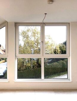 ***Exklusive 3 Zimmer Wohnung mit traumhaftem Ausblick*** - Sinzing