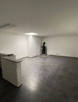 Barrierefreie 125qm Wohnung mit Terrasse - Alsdorf (Nordrhein-Westfalen)
